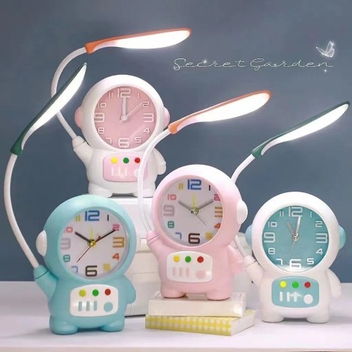 Modern Astronaut LED Light Lamp Backlight Quartz Digital Desktop Alarm Clock Electronic Gift